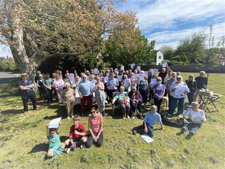 Some of the residents who came out to express their concerns and fears