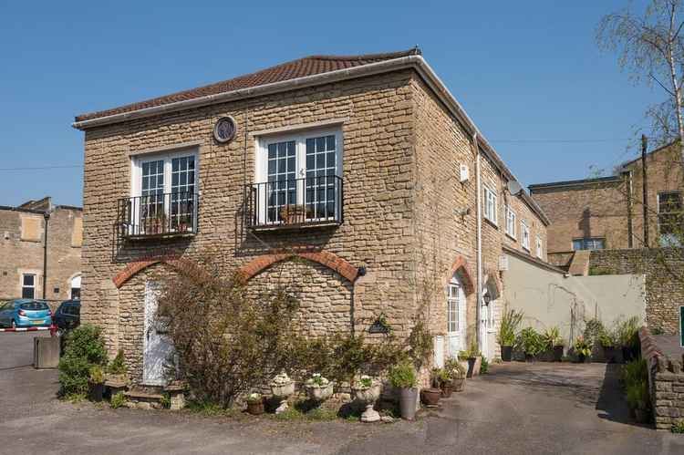 Millstream Coach House is a gorgeous property