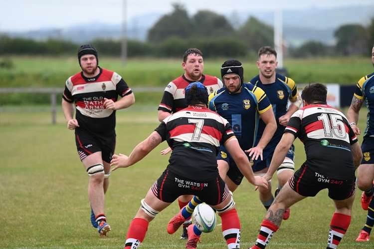 A busy and testing game against Trowbridge : Photo Simon Howell