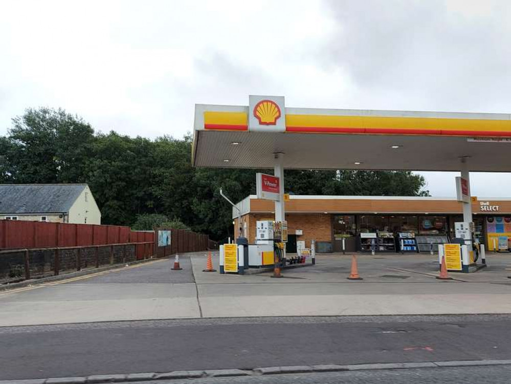 As Midsomer Norton Nub News drove past today September 25 no petrol available