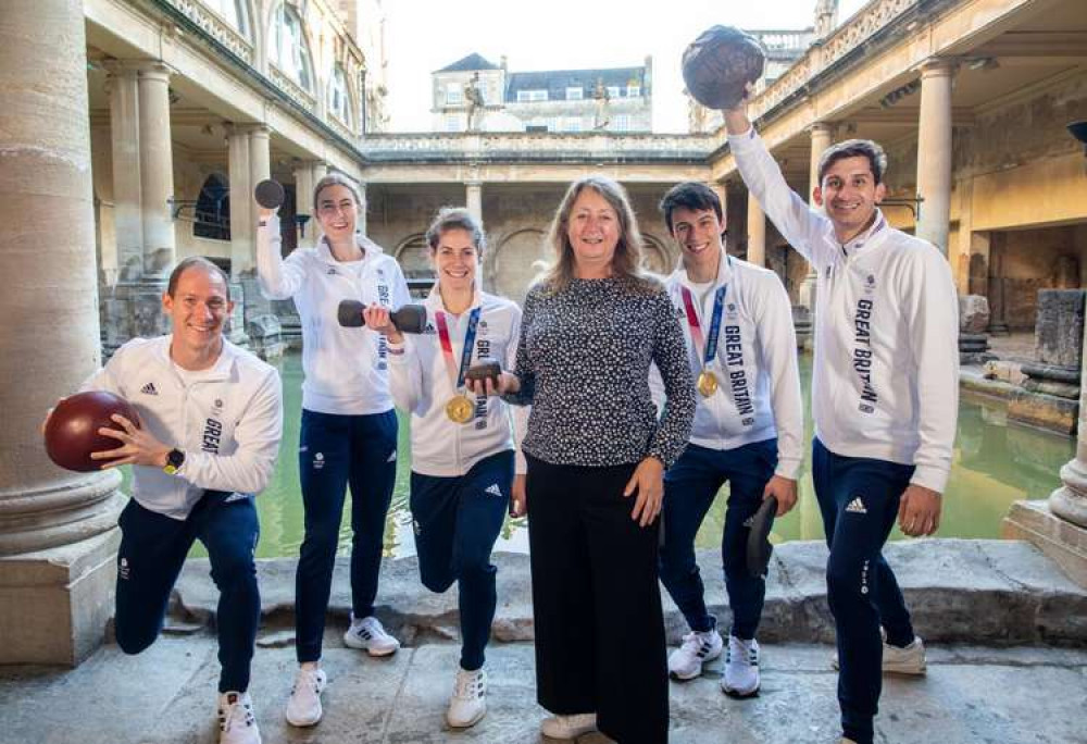 Councillor Dine Romero with the British Modern Pentathlon team, trying out some Roman games