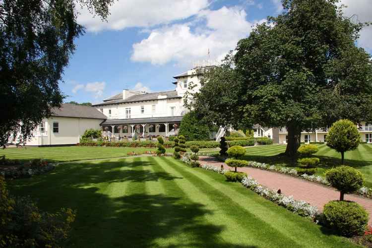 Hotels: this is Thornton Hall