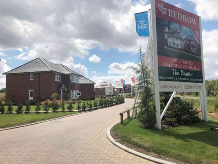 Redrow's Shires development of 80 homes on Lower Dunton Road.