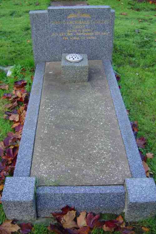 Pilot Officer Langley's grave.