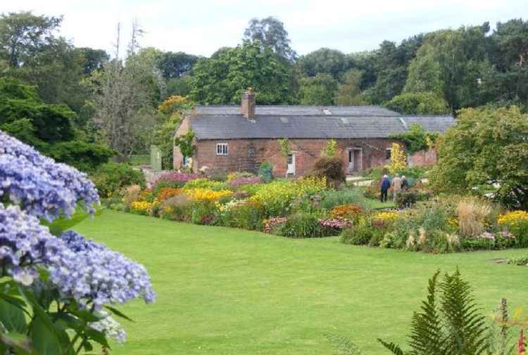 Ness Botanic Gardens - the potting shed