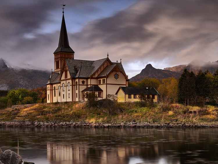 A winner from Tom Irving -  Church near Rein.