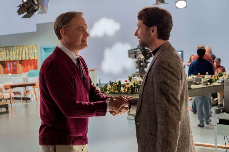 Tom Hanks as Mr Rogers, with Matthew Rhys as Lloyd Vogel - Picture: Sony-Tristar Pictures