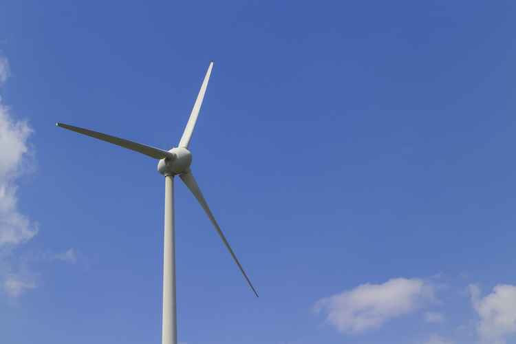 Climate campaigners say the only realistic way for Dorset to reduce net carbon dioxide emissions to zero as quickly as possible is to back offshore wind schemes Picture: Pixabay