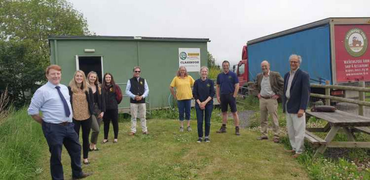 Members of the NFU Mutual Beaminster Agency Team and parties to the Discover Farming education programme