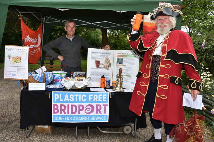 Town crier John Collingwood Picture: Tim Russ