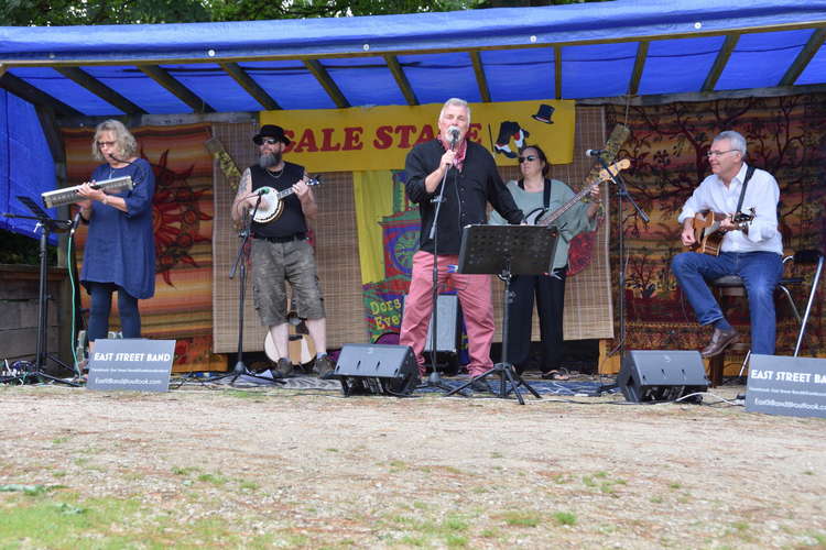 Bridport Folk Festival Picture: Tim Russ