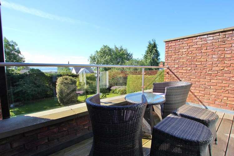 Property of the Week: this two bedroom apartment   studio in Roscote Close, Lower Heswall