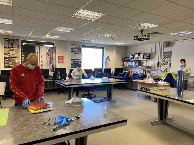 The Congleton High Design and Technology team hope to be able to produce at least 4000 more face visors to help protect NHS and other essential workers.