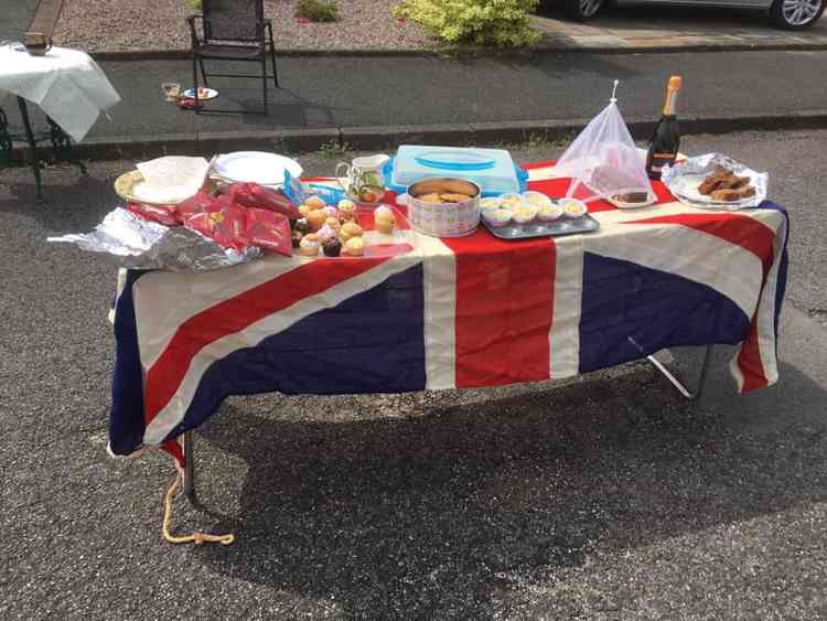 There Fields Close street party refreshments