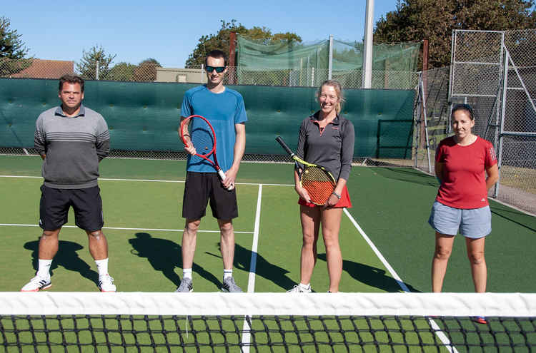 Singles finalists - Kevin White, Iain Horlock, Jo Little, Jen Rose