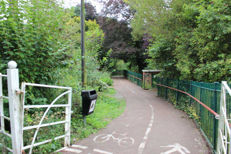 Does your child go to Eaton Bank Academy? They're hosting a guided run this weekend at Astbury Mere. (Image - Congleton Park, another popular exercise spot in our town with runners).