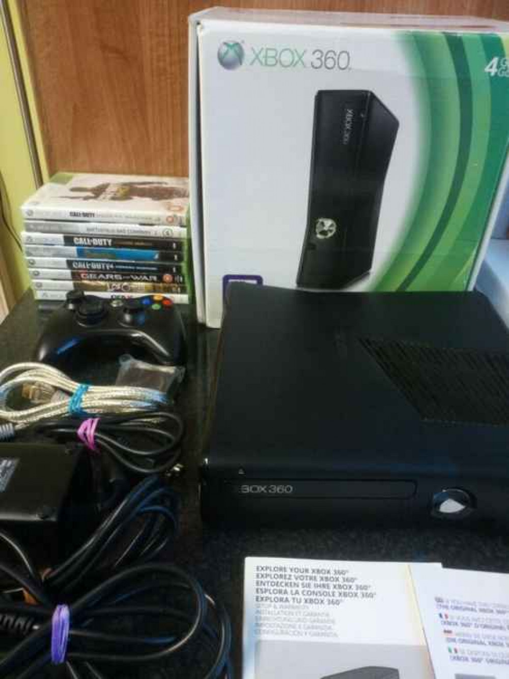 Microsoft Xbox 360 S Console 4GB - Black