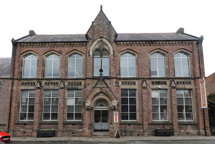 Macclesfield Silk Museum is one of the places announced to reopen for the first time in over a year. (Image CC Geni Unchanged