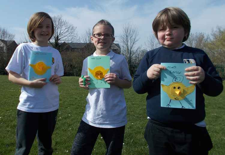 Pupils from Puss Bank Nursery pose with their letters to their pen pals at the Macclesfield retirement community. (Image - Puss Bank School and Nursery)