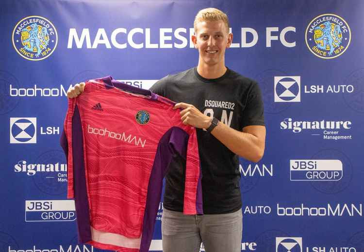 Macclesfield Nub News joins the club and their fans in welcoming Ben to the club. (Image - Macclesfield FC / @thesilkmen)