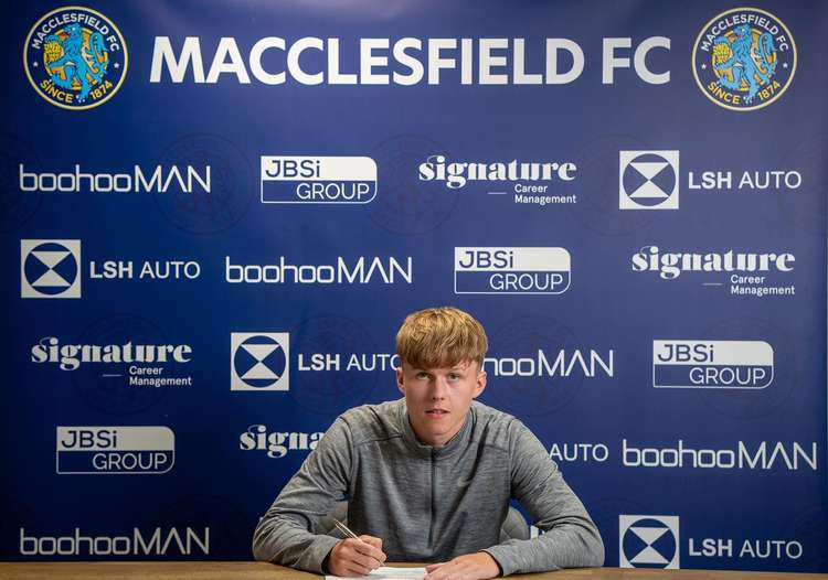 James Jon Berry-McNally signs his short-term deal with our town's club. The right-footed can also play on either wing. (Image - Macclesfield FC)