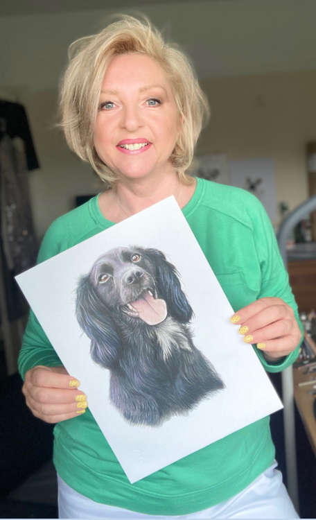 Each portrait takes about 40 hours to complete - which is usually a weeks work. (Image - @farrow.karen.petportraits)