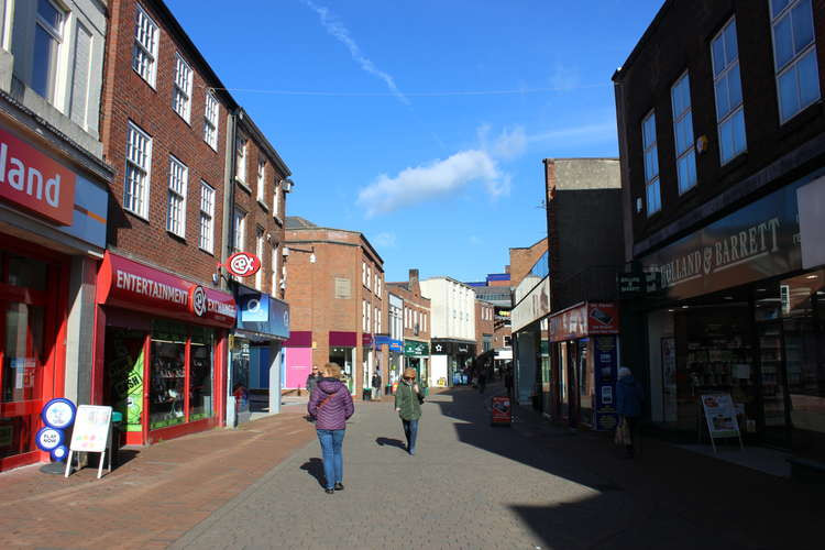 Macclesfield: Help breakdown what is happening on our high street, and support local business, by working for Nub News.