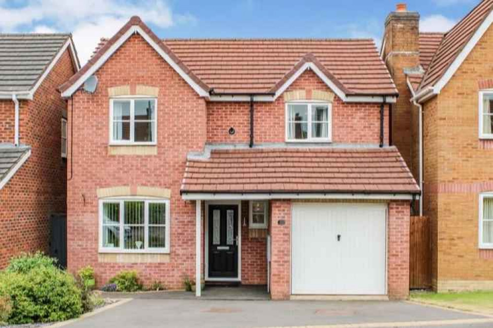 Property Of The Week Snoop Around This Gorgeous Leek Home Local News News Leek Nub News 8183