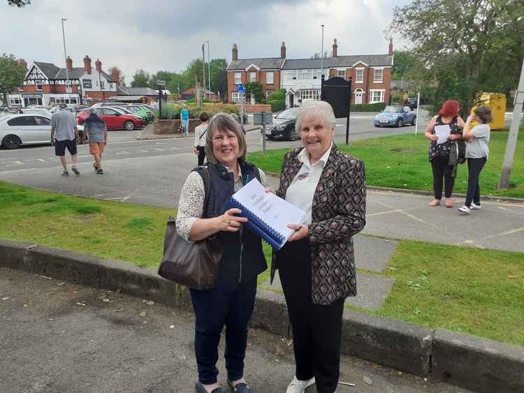 MP Fiona Bruce with petition organiser Ann Nevitt