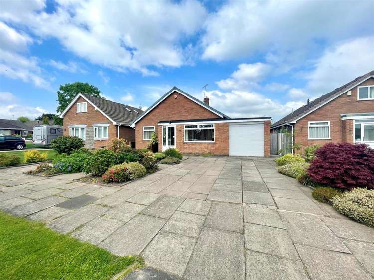 Bungalow for sale, Dorfold Close