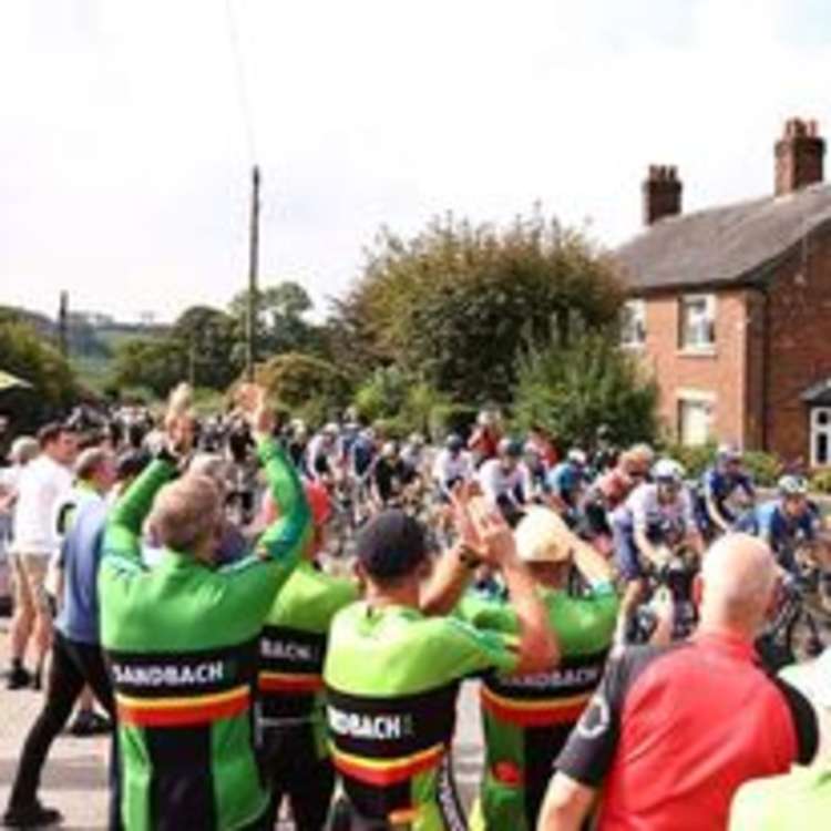 Photo: The Tour of Britain on its Cheshire stage