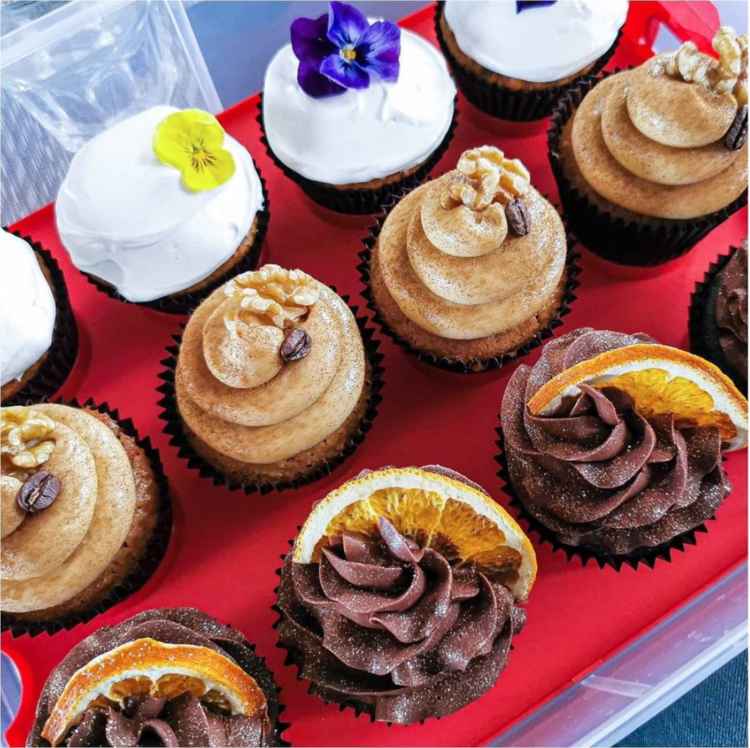 Evie specialises in vegan, lactose free and gluten free cakes and cupcakes