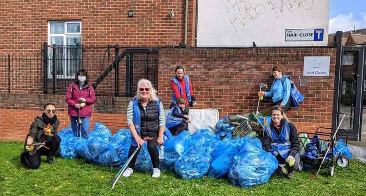 Saturday was a record-breaking day collecting the equivalent of 500 bags of rubbish. Image Credit: LAGER Can Saturday was a record-breaking day collecting the equivalent of 500 bags of rubbish. Image Credit: LAGER Can