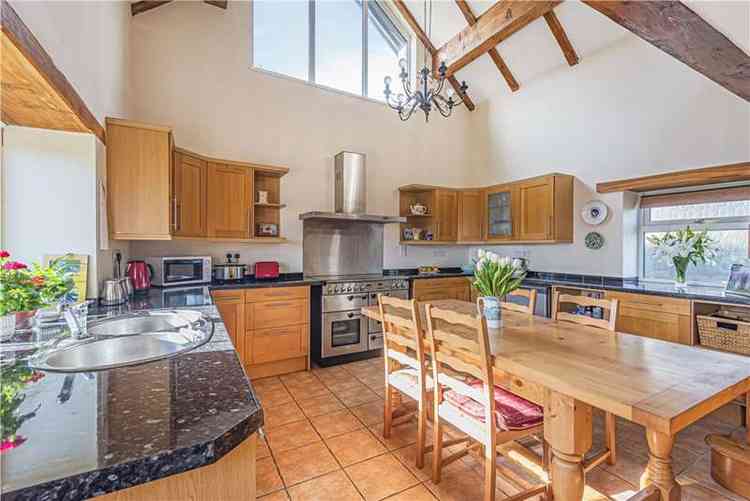 The modern kitchen/breakfast room at Lower Watchcombe Farm