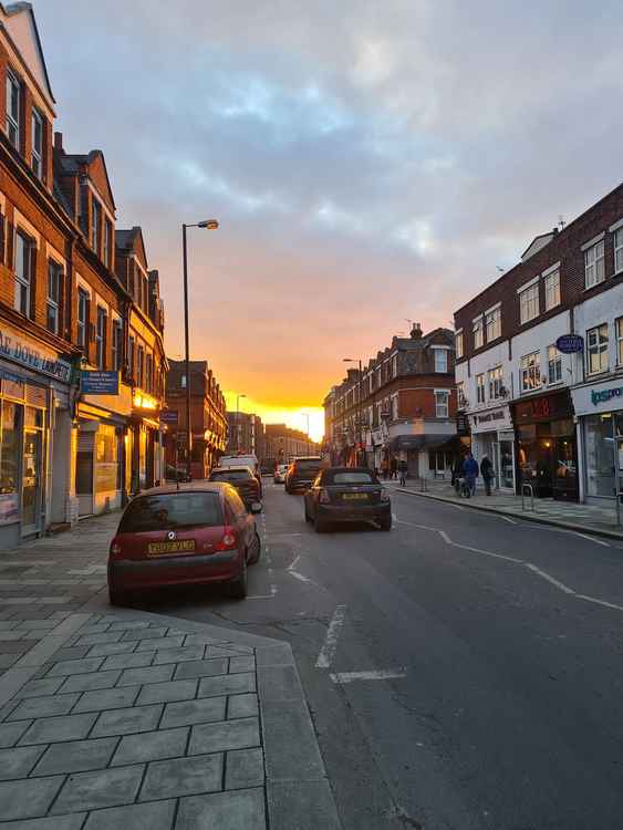 A golden sunset in East Twickenham