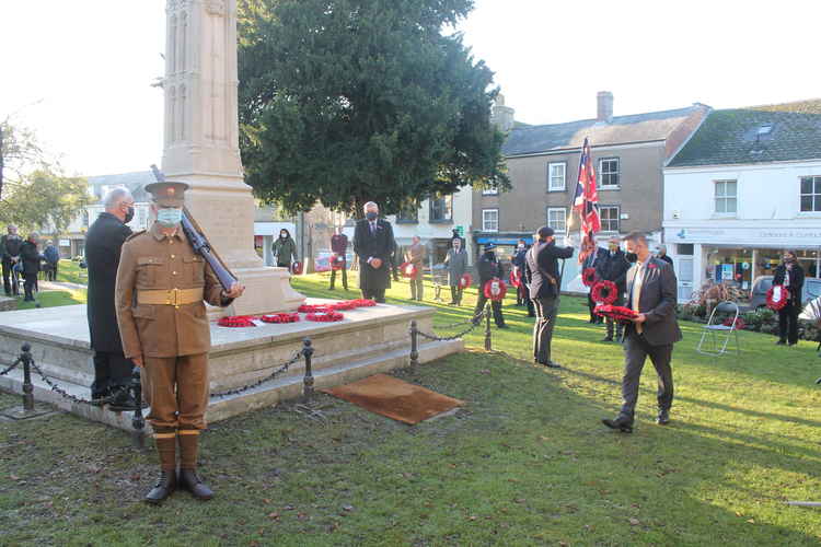 Deputy Leader Cllr Paul Haward lays a wreath on behalf of East Devon District Council