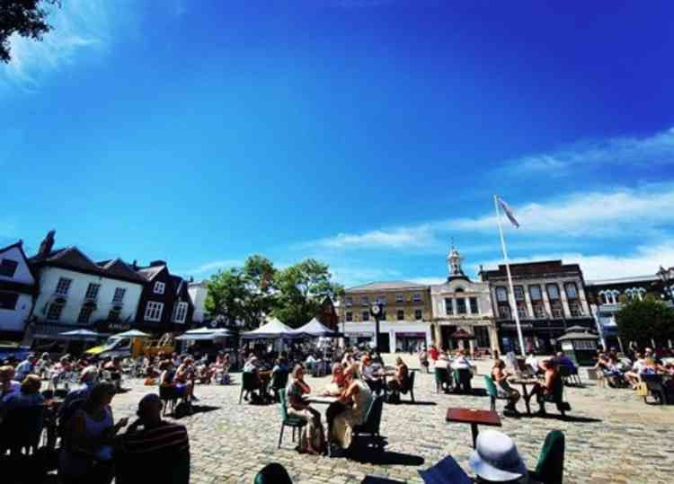 Hitchin Market Place in the sunshine. CREDIT: @laythy29 instagram. Read on for three ways Nub News can help boost your business