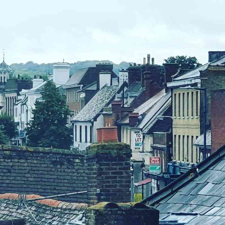 Hitchin breakfast briefing Saturday August 29. PICTURE: Hitching rooftops looking towards the High Street. CREDIT: Hitchin Nub News Instagram account