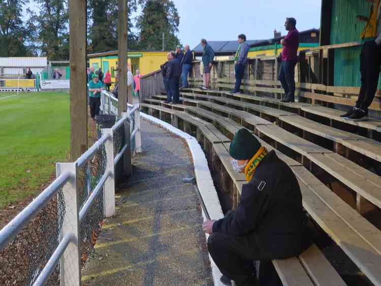 'It's good to be back' say Hitchin Town after their first home match in 185 days. CREDIT: @laythy29