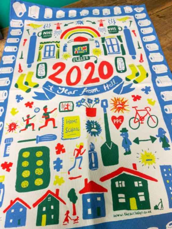 Hitchin: Get set for the must-have Christmas present in north Herts - Dan the Scribbler's 2020 tea towel!