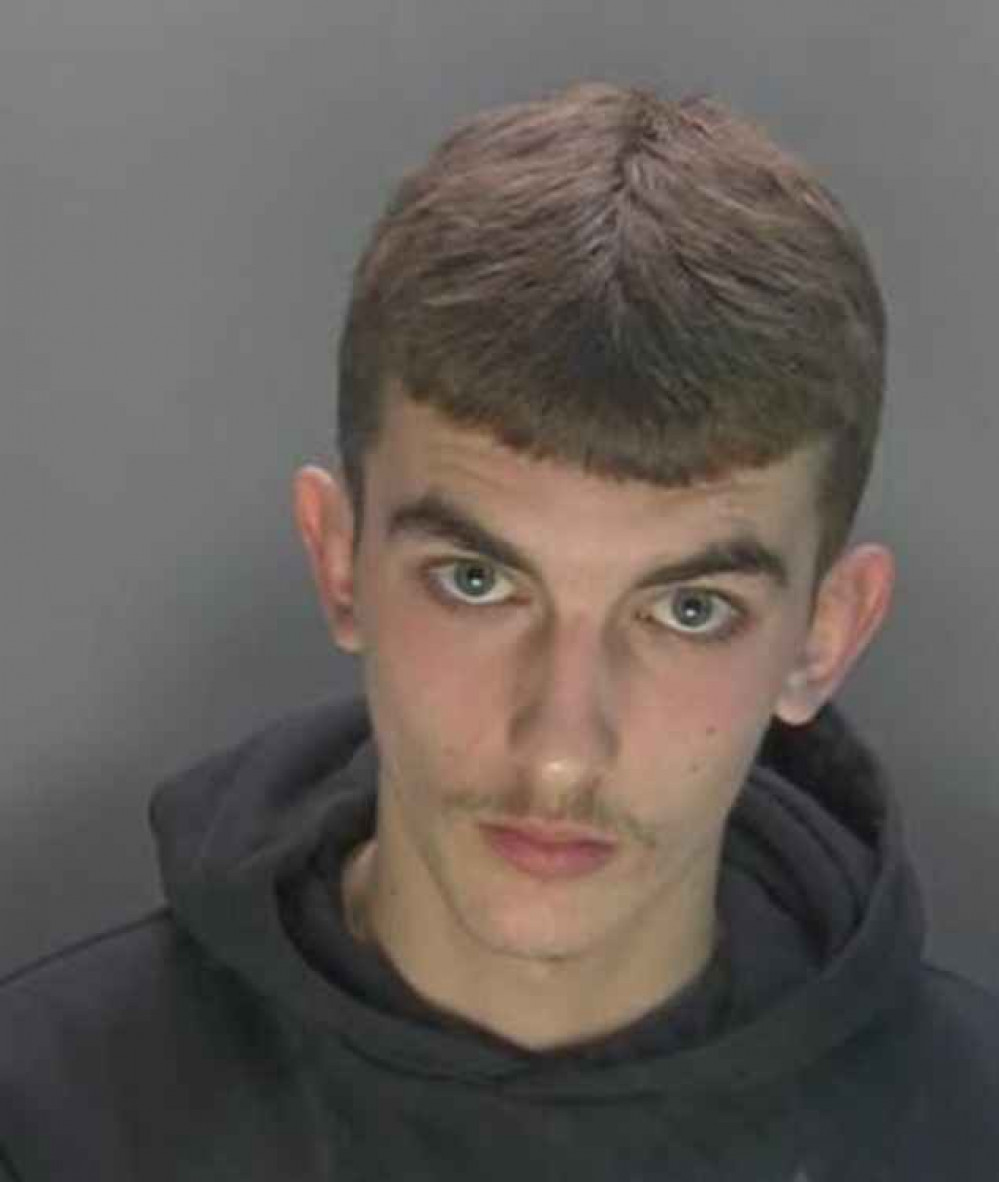 Police appeal to trace Watton-at-Stone teen wanted in connection with serious assault