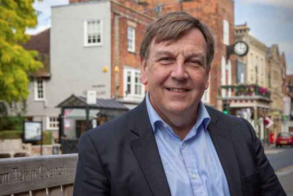 Media minister John Whittingdale hails Nub News