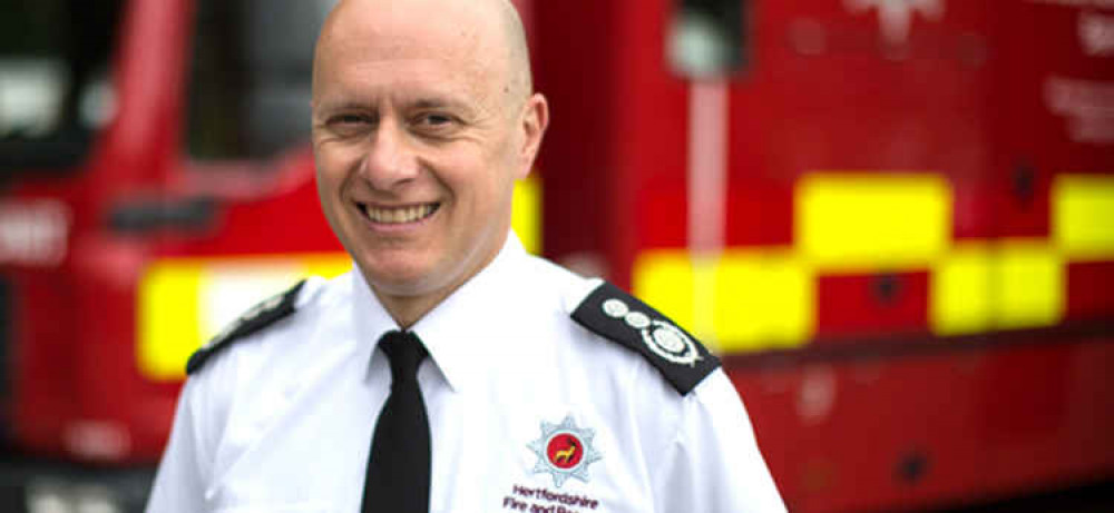 Hertfordshire: Chief fire officer Darryl Keen announces retirement