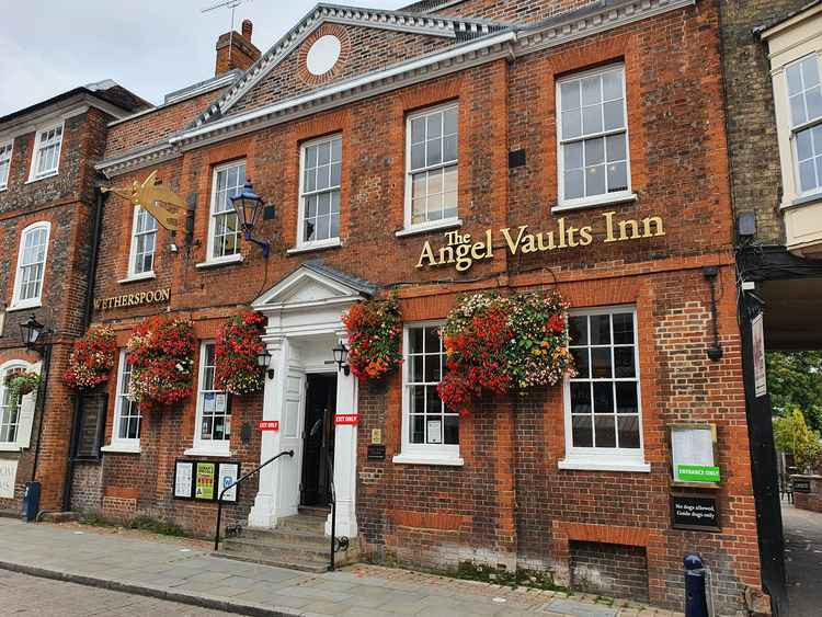 Hitchin: Wetherspoon boss calls on PM for pubs to re-open. PICTURE: The Angel Vaults on Sun Street. CREDIT: Hitchin Nub News