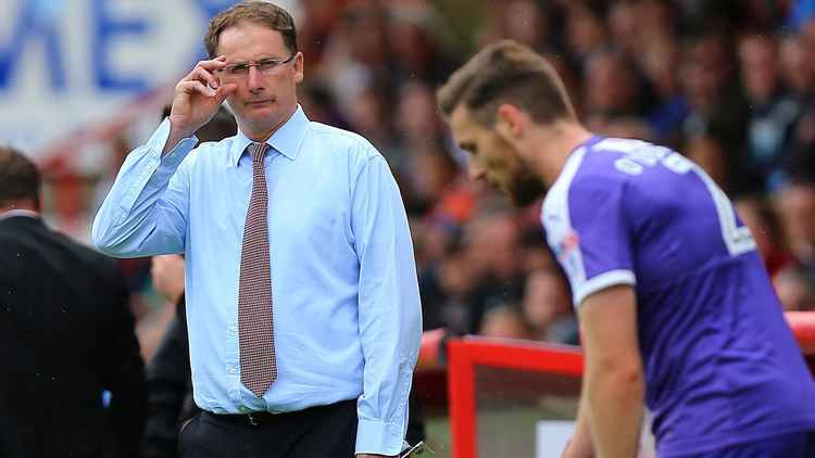 Stevenage FC pay tribute to Glenn Roeder. PICTURE CREDIT: Stevenage FC