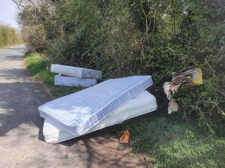 Hitchin: Fly-tipping branded 'disgusting disgrace' as mattresses smelling of urine dumped in beauty spot. CREDIT: @HitchinNubNews