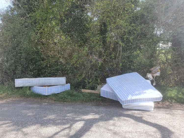 Hitchin: Fly-tipping branded 'disgusting disgrace' as mattresses smelling of urine dumped in beauty spot. CREDIT: @HitchinNubNews