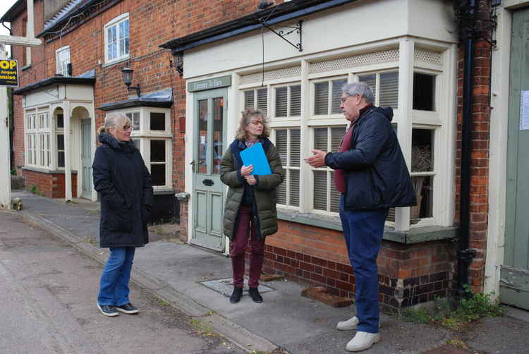 Hitchin: More than 50 people lodge objections against unpopular 'Trojan Horse' property developer plans. PICTURE: Labour councillor Ian Albert with save the White Horse campaigners