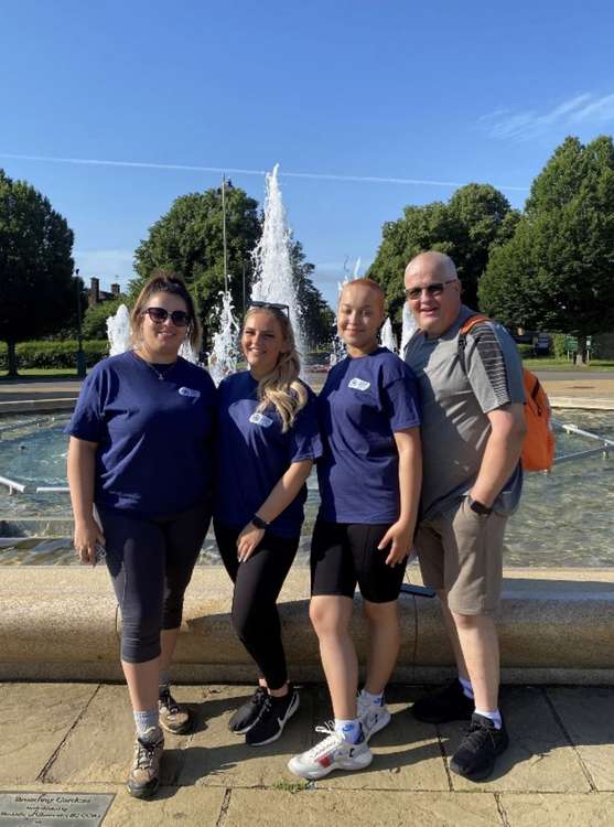 Fountain to fountain 'Garden City walkers' raise an incredible £25k for much-loved hospices