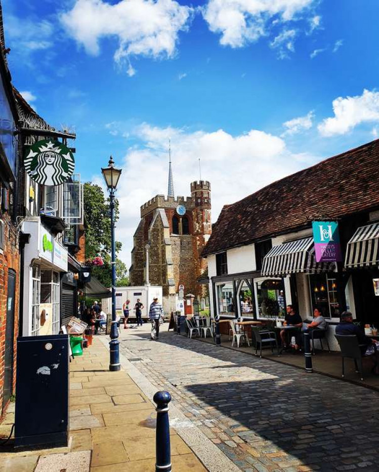 Hitchin: Advertise your business for FREE in our directory and get seen by our many thousands of readers! CREDIT: @HitchinNubNews